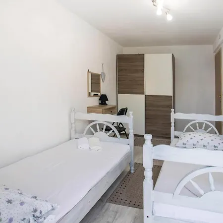 Two-bedroom In Apartment Blace